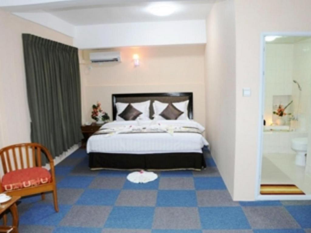 Hotel Bo Bo Min Yangon Exteriör bild