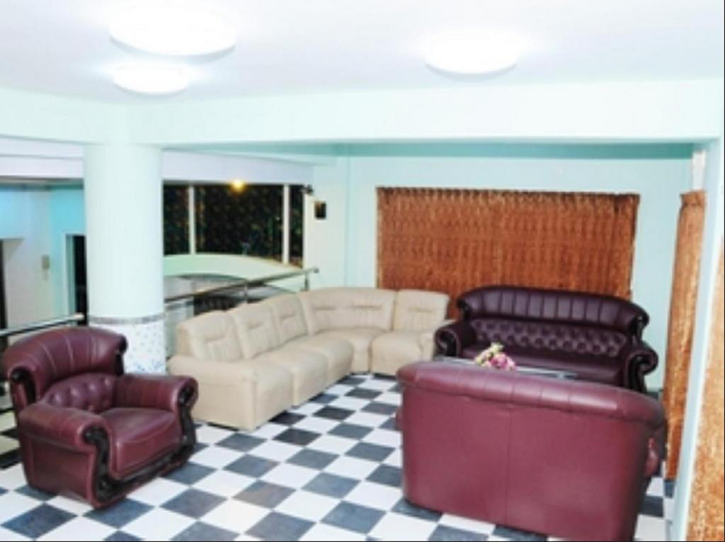 Hotel Bo Bo Min Yangon Exteriör bild