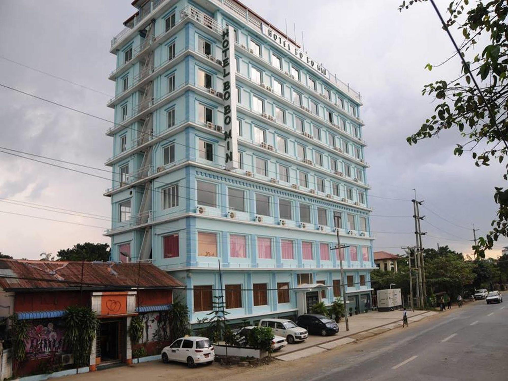 Hotel Bo Bo Min Yangon Exteriör bild